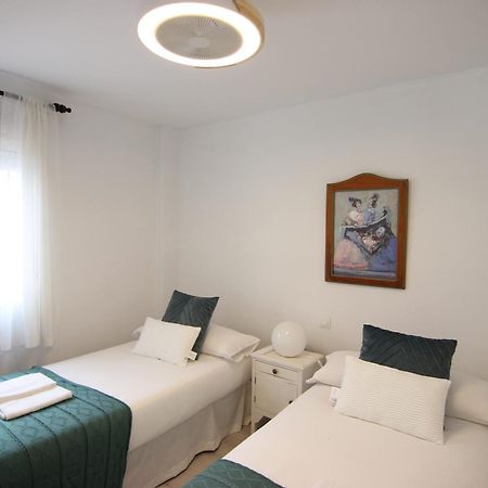 Rentalsevilla Espacioso Apartamento En La Alameda De Hercules Con Parking 外观 照片